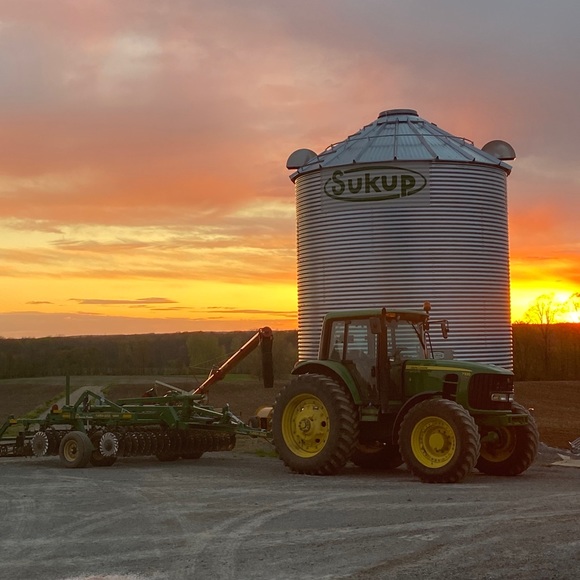 Meet your Posher, Ashley - Picture 1 of 1